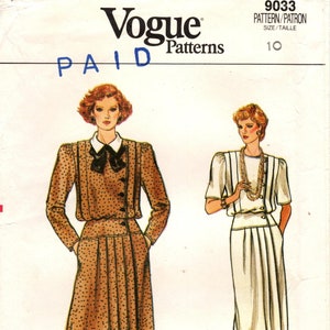 Vogue Schnittmuster 9033 - Misses Lockeres Blousonkleid mit tiefer Taille, eingesetzter Passe & Faltenrock in A-Linie - Vogue Patterns - Gr. 10