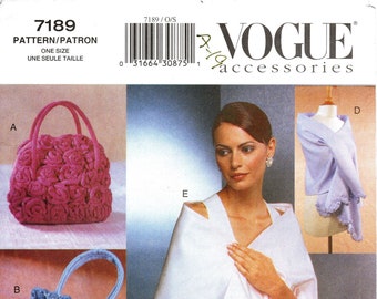 Patrón de accesorios Vogue 7189: Bolsos y chales con rosas