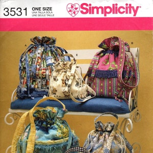 Simplicity Crafts Pattern 3531 by FAITH VAN ZANTEN - Misses' Drawstring Bag/Purses in Three Sizes - Drawstring Handbags/Shoulder Bags