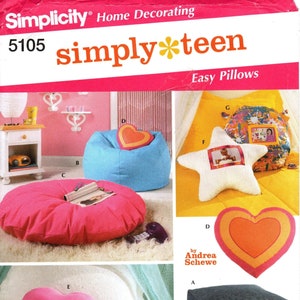 Simplicity Home Decor Pattern 5105 - Simply Teen - Teen Room Accessories - Ottoman, Bean Bag Chair, Floor, Heart, Flower Pillows & More