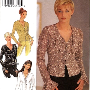 Patron de couture 2856 - Chemisier semi-ajusté à col en V pour femme avec bordures, encolure et volant sur les manches (taille 6 à 16)