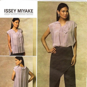 U-PICK Sz - Vogue Separates Pattern V1142 by ISSEY MIYAKE - Misses&#39; Pleated Top and Front Overlay Pants - Vogue Designer Original