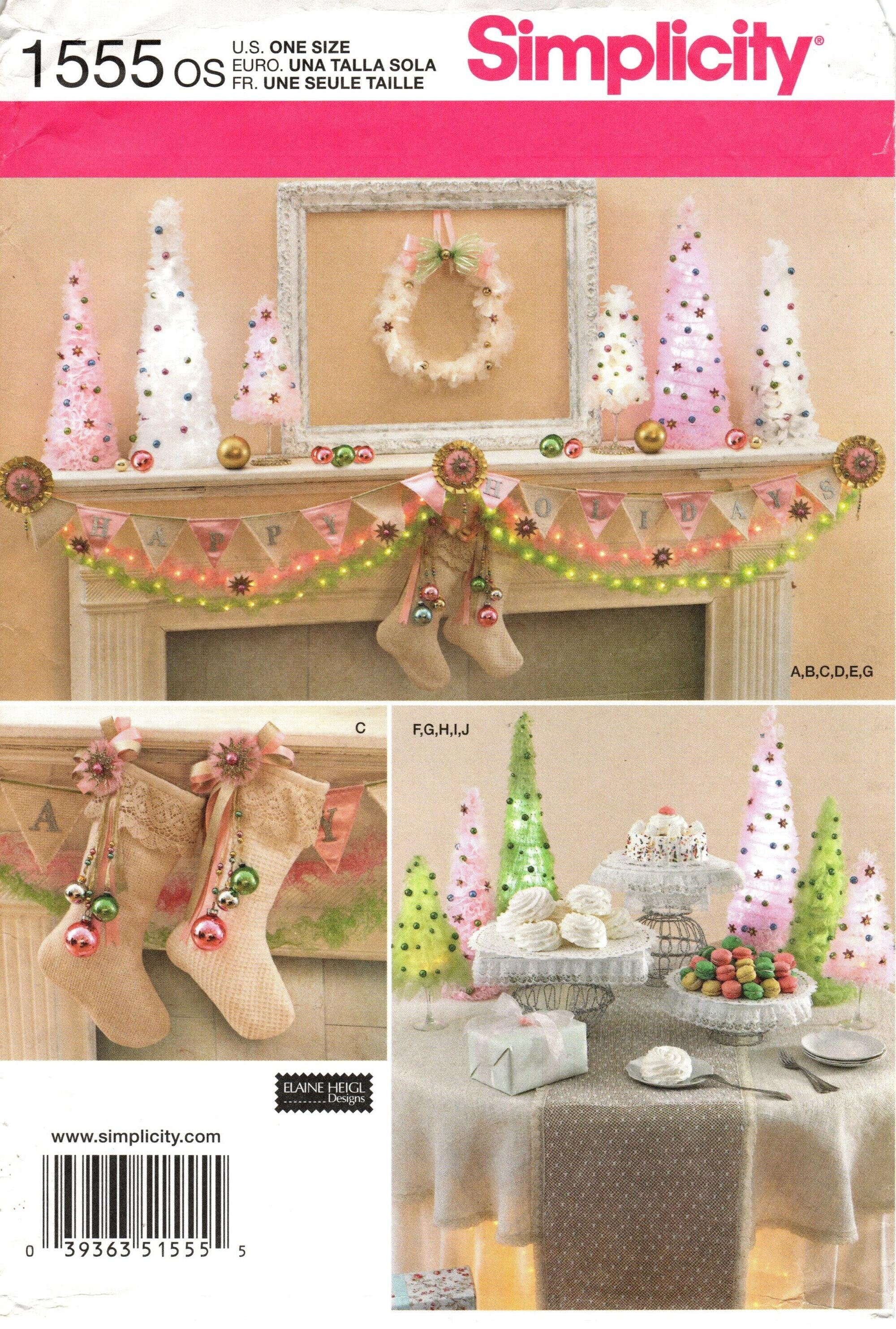 Simplicity 1555 Sewing Pattern - Elaine Heigl - Christmas