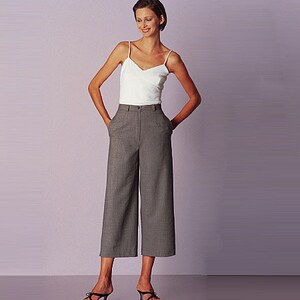 Sz 12/14/16 - Vogue Pants Pattern 2532 - Misses' Classic Flat Front ...