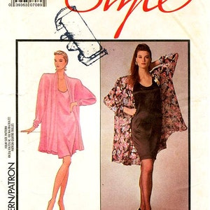Könnte beinhalten: Ein Schnittmuster für ein Kleid mit einer Jacke mit langen Ärmeln. Das Schnittmuster ist für die Größen 16-22 und heißt "Jill Fitzsimon Style" mit der Nummer 1385. Das Schnittmuster ist für eine personalisierte Passform.