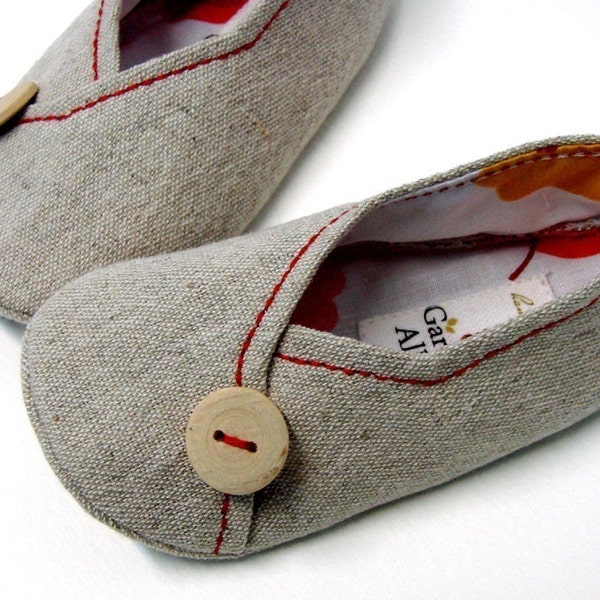 Kimono Baby Shoes - crib shoes - Newborn to  24 months