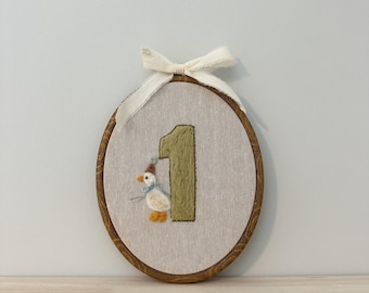 Goose 1st Birthday Decoration: Nursery Decor, Photo Prop