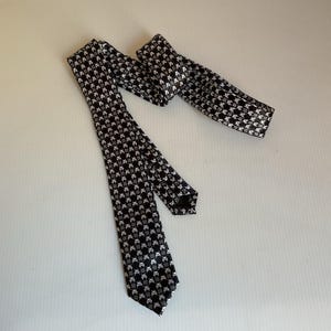 Black Tie Geek Space Invaders Necktie Retro Gamer Tie Corbata Negra Geek Space