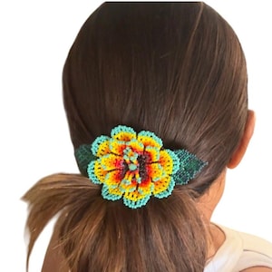 Handmade Beaded Flower Hair Clip with Leaves – Yellow, Orange & Turquoise Huichol Hecho a mano Pasador de Flor con Chaquira y Hojas
