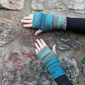 Fingerless gloves - Comfy knitted mittens in pastel teal, blue, pink, honey, knitwear UK