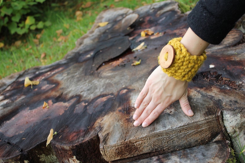 Big slip on handknit cuff/bracelet in barley, eco gifts for her image 3