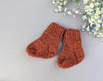 Hand knit baby wool socks newborn socks wool sheep baby shower gift baby first socks