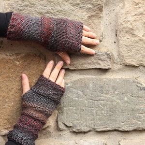 Fingerless gloves - Comfy knitted women's mittens in grey brown, knitwear UK
