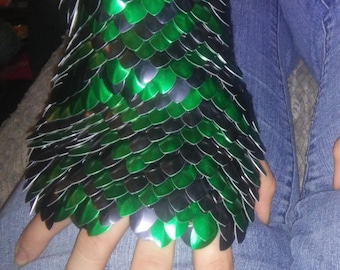 Zig Zag Dragon Scale Fingerless gloves