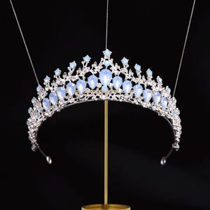 Bridal Light Blue Luxury Silver Crown, Princess Opal Rhinestone Tiara, Women Hair Jewelry, Sweet 15 Tiara Gift, Pageant Women Silver Crown