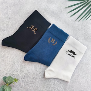 Embroidered Groomsman Socks,Embroidery Initial Wedding Socks,Personalized Embroidered Best Man Sock,Men&#39;s Dress Socks,Gift for Groomsmen