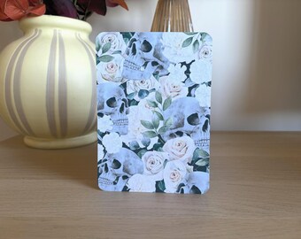 skulls and roses kindle/kobo insert