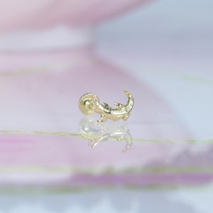 14K Solid Gold Crocodile Flat Back Earring | Real Gold Alligator Conch Earring, Helix & Tragus Piercing, Cartilage, Ear Piercing, Studs