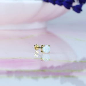 14K Solid Gold Round White Flatback Ear Piercing Stud Earring Helix Stud Tragus Piercing Tiny Screw Flat Back Earring
