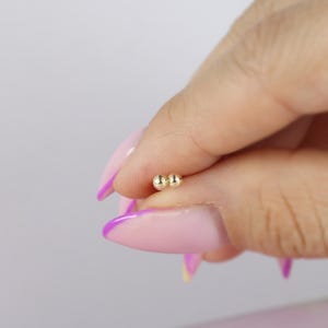 14K Solid Gold Doppelkugel flache Rückseite Ohrring | Echtes Gold zwei runde Ohrring, Helix Tragus Piercing, Knorpel, Ohr-Piercing, flache Rückseite Bolzen