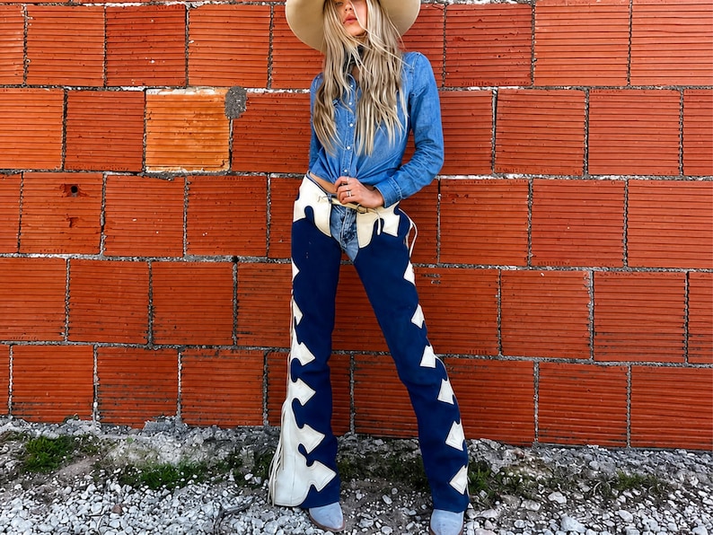 Western Leather Chaps Women, Fringe Cowboy Chaps, Blue & Ivory Rodeo Chaps, Cowgirl Riding Chaps, Handmade Leather Chinks