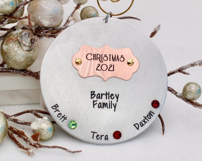 Personalized Family Christmas Ornament with Birthstones - Gift for Mom Grandma Nana Grandparent - Metal Christmas Ornament - Custom Ornament