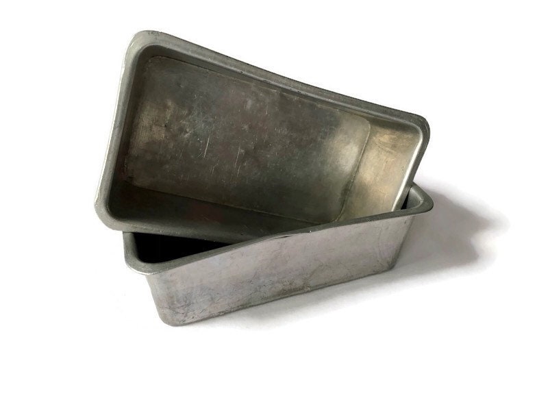 Vintage 1940s to 1960s Small Worthmore Aluminum Loaf Baking Pan