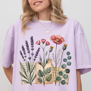Vintage Flower Shirt, gift for her, Flower T Shirt, Boho Shirt, Retro Floral Shirt, Gift for Flower Lover, t-shirt women,  Botanical Shirt