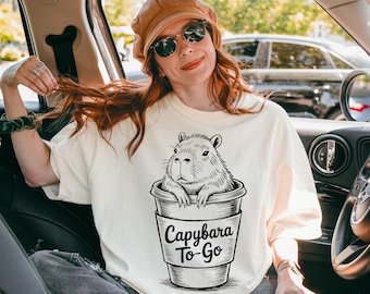 Capibara-koffie-T-shirt: grappig T-shirt met dierenliefhebber