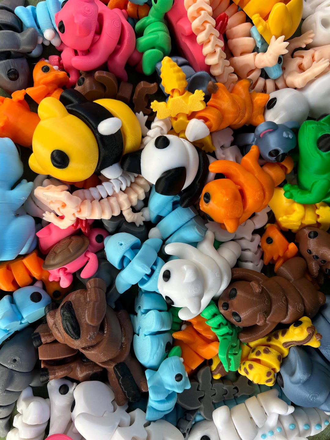Poseable 3D Printed Fidget Animals – Colorful Miniatures Made of BIO ...