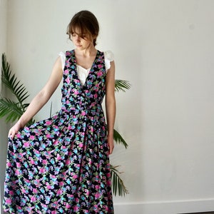 FLORAL OVERALL Dress with Pockets . Vintage 90s Sleeveless Dress . Womens Grunge Jumper Dress image 9