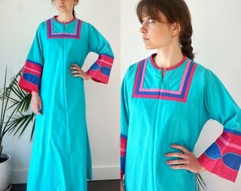 Vestido caftán de algodón vintage de los años 80: bata larga con bloques de color turquesa