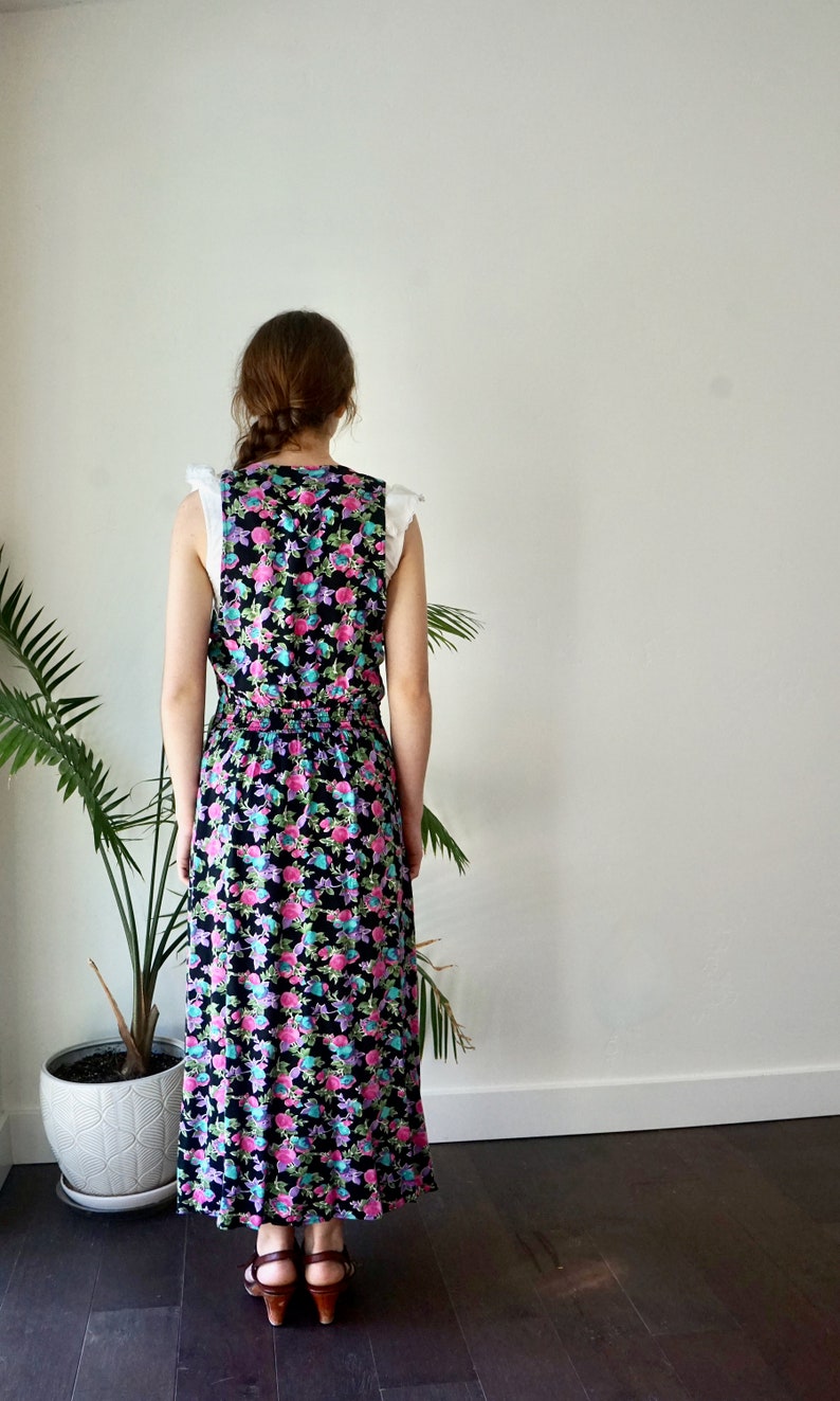 FLORAL OVERALL Dress with Pockets . Vintage 90s Sleeveless Dress . Womens Grunge Jumper Dress image 7