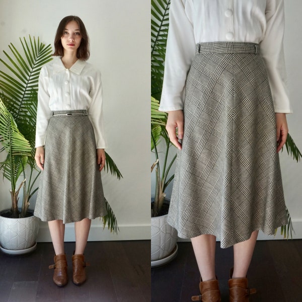 EvAn PiCoNe WOOL Midi Skirt . PLAID Wool Skirt . Vintage 70s Wool Skirt . Black and White Skirt