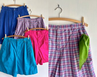 BERMUDA PLEATED Shorts  . Vintage 80s Womens Cotton Shorts . Long Wide Leg Micro Gingham Shorts