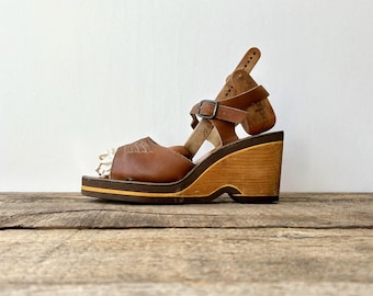 Vintage jaren 70 geweven leren platformsandalen – dikke houten sleehakken, slingbacks met open neus // maat 10