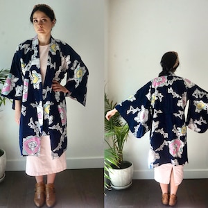 JAPANESE Cotton KIMONO DUSTER . Vintage 70s Robe . Boho Hippie Duster Jacket