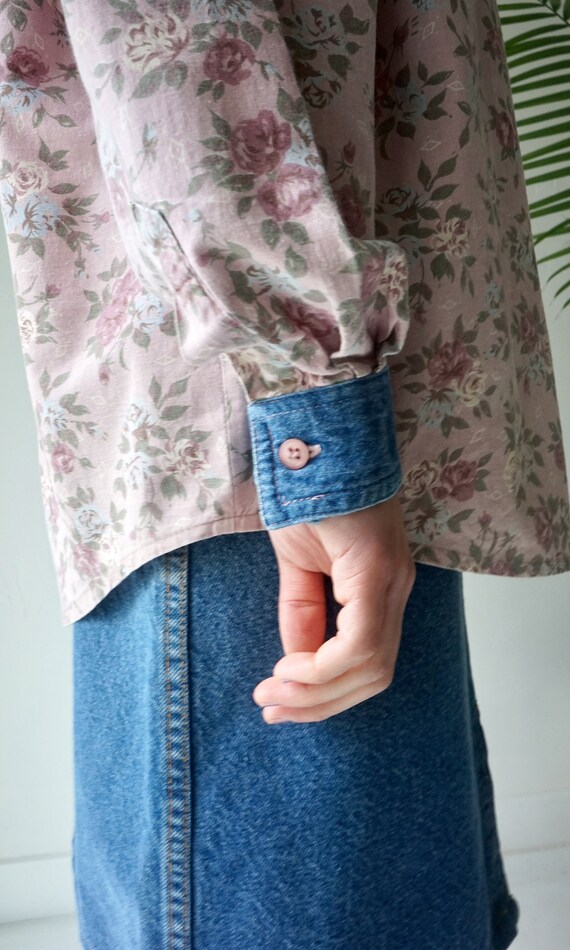 FLORAL Denim Blouse . Vintage 90s OverSized COTTO… - image 2