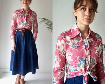 SHEER NYLON Blouse . Vintage 70s FLORAL Blouse Top . Dagger Collar Long Sleeve Button Up Shirt