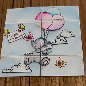 Cartão 3D Infinity pintado à mão – Tema de aniversário de elefante e balões