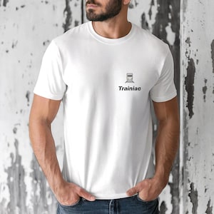 電車のスマイリーの印刷物、機関車の絵文字のシャツ、鉄道ファンのTシャツ、旅行ギフトのアイデア、車掌風のアパレル、編集可能なテキスト、乗車券