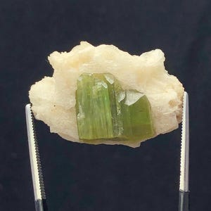 29 Carat faceted quality Natural green Tourmaline Specimen from Afghanistan Loose gemstone