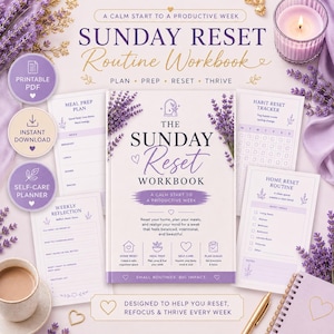 Może przedstawiać: Sunday Reset Workbook, zaprojektowany, aby pomóc Ci zresetować, ponownie skupić się i prosperować każdego tygodnia. Biała okładka z fioletowym tekstem i lawendowymi akcentami. Zawiera plan przygotowania posiłków, tracker resetowania nawyków.