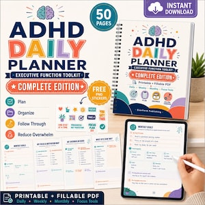 Peut inclure: Un carnet à spirales ADHD Daily Planner Executive Function Toolkit édition complète de 50 pages, une tablette numérique affichant une page d'objectifs mensuels et une feuille d'autocollants colorés. Le design présente une icône de cerveau et du texte.