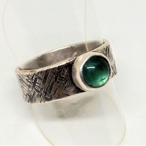 Sweet Little Emerald Ring with textured Sterling Silver Band