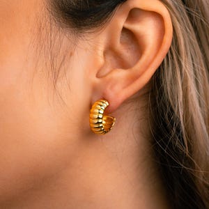 Ribbed Hoop Earrings, Thick Gold Hoops, Perfect Everyday Earrings, Simple Gold Earrings, Minimalist Earrings, Birthday Gift for Her