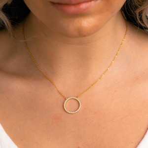 Pave Diamant-Kreis-Halskette, Kreis-Ring-Anhänger, Hohl-Kreis-Halskette, Karma-Halskette, zierliche Kristall-Halskette, Hochzeits-Halskette