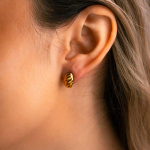 Twisted Stud Earrings, Minimalist Gold Stud Earrings, Simple Gold Earrings, Minimalist Jewelry, Everyday Earrings for Women, Gift for Her