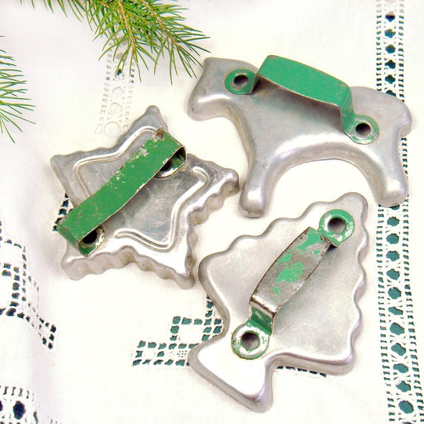 Vintage Cookie Cutters with Green Handles - Set of 3 - Metal Aluminum - Horse - Star - Christmas Tree - Christmas Kitchen