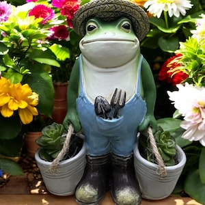 Frog Garden Statue, Gardener Garden Sculpture, Lawn Ornament, Outdoor Yard Decor, Resin Art Statuette, Cute Yard Ornaments, Garden Decor